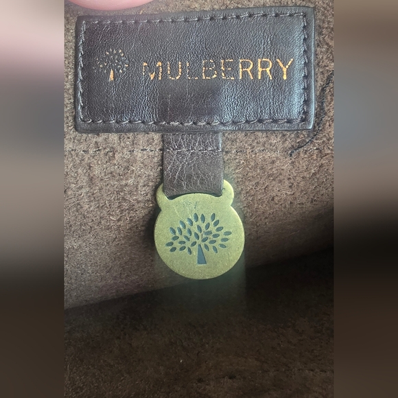 Mulberry Leather Joel Messenger Bag - Picture 15 of 16